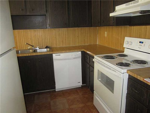 5th image of 6970 NW 186th St APT 207
