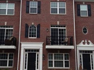 943 2nd Ave NW, Carmel, IN 46032