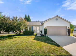 1691 Valley Dr, Marysville, OH 43040