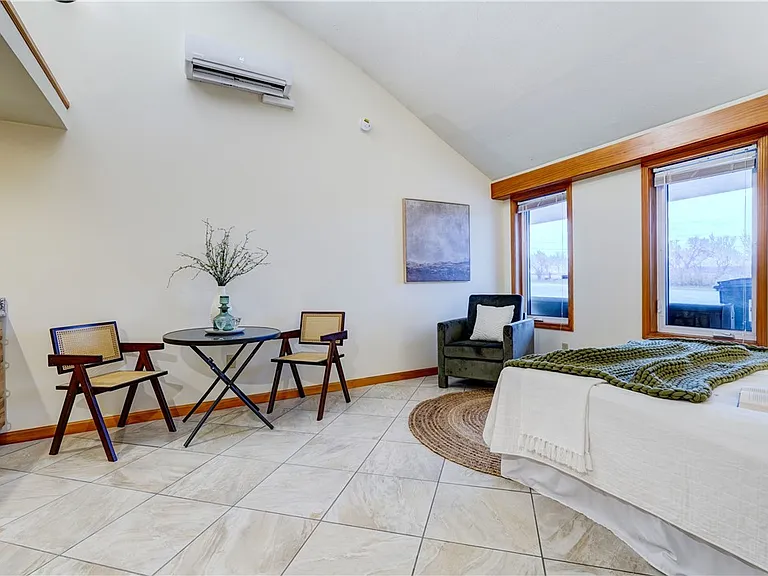 2654 Whalen Rd — Photo 40