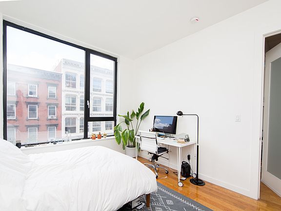 3rd image of 687 Driggs Ave APT 3P