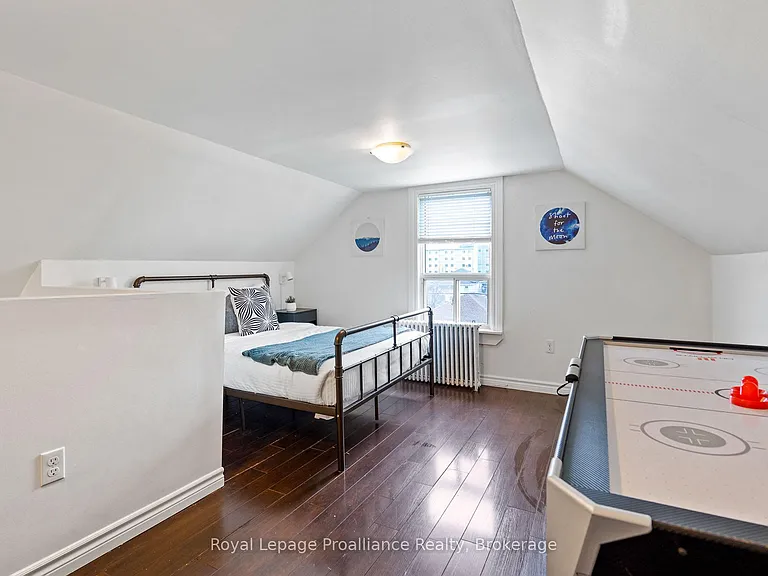 5654 Desson Ave #UPPER — Photo 15