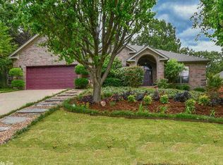 2 Poinsette Cv, Maumelle, AR 72113