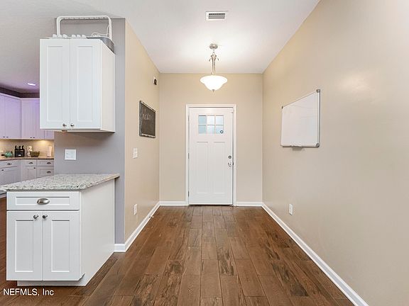 4th image of 1259 GORHAM Street