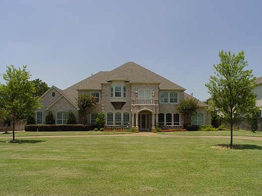 1st image of 5600 Montclair Dr