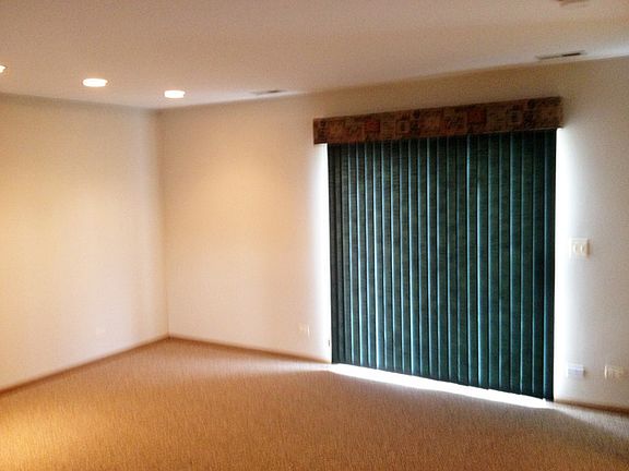 5th image of 17738 W Premier Dr #1