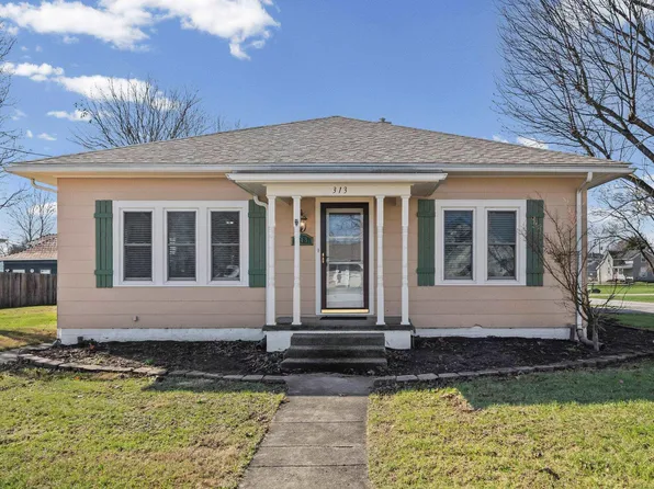 313 W Jackson St, Mulberry, IN 46058