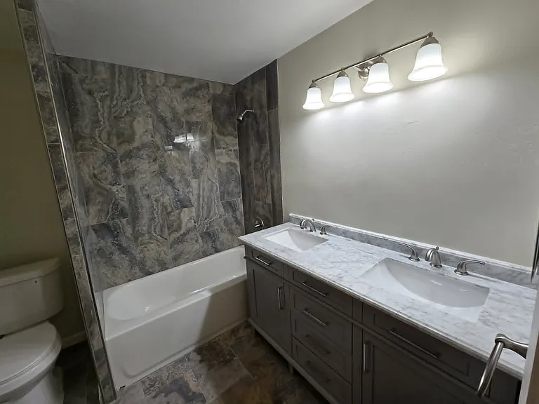 4995 Dubois Dr — Photo 5
