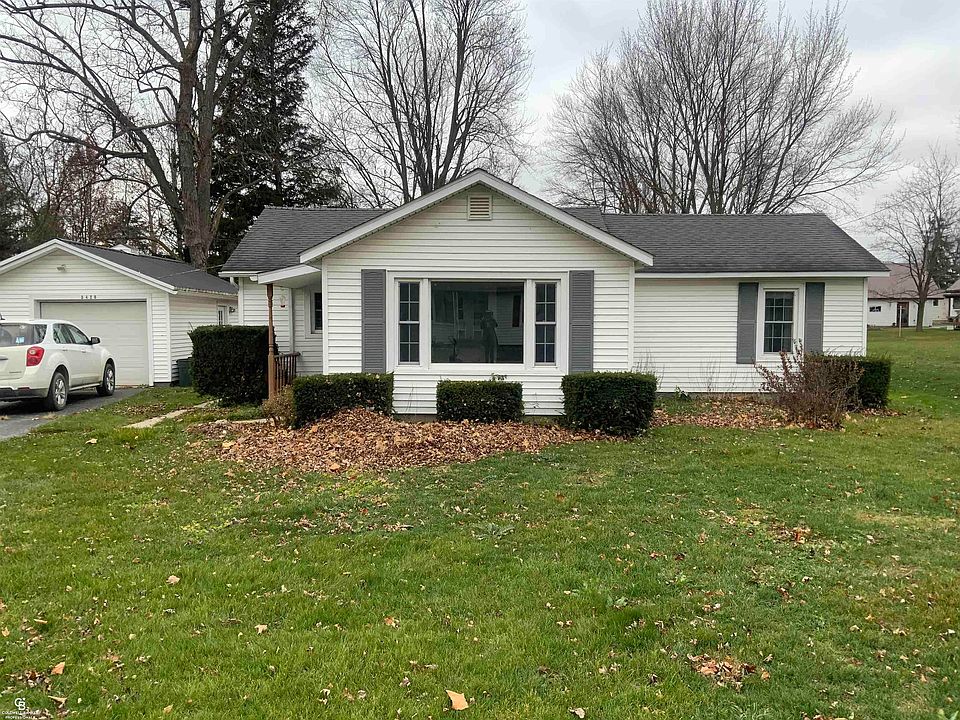 5428 N Elk St, Peck, MI 48466 Zillow