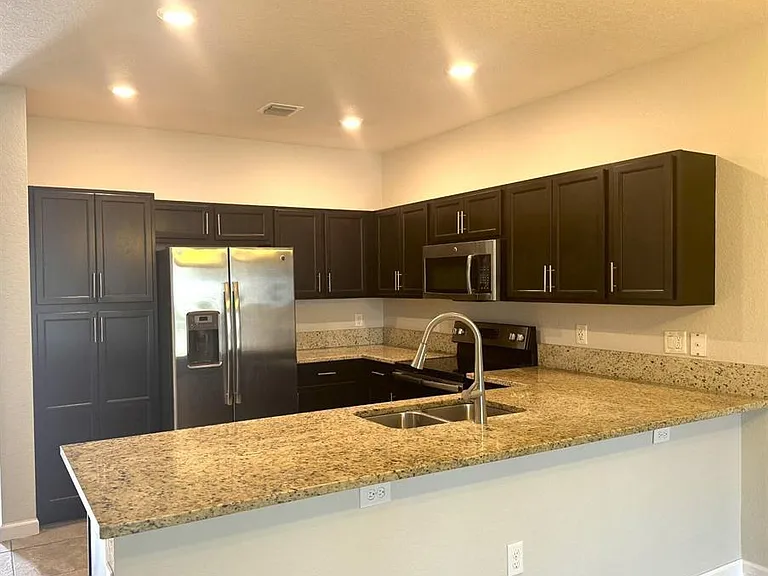 5887 NW 56th Pl #5887 — Photo 4