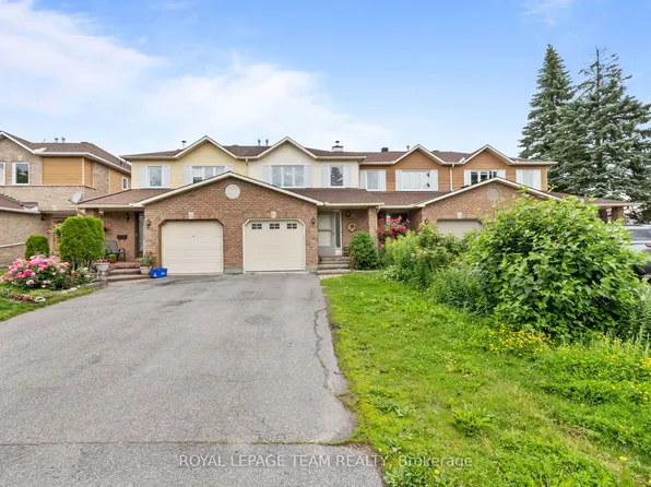 91 Winnegreen Ct, Ottawa, ON K1G 5S4