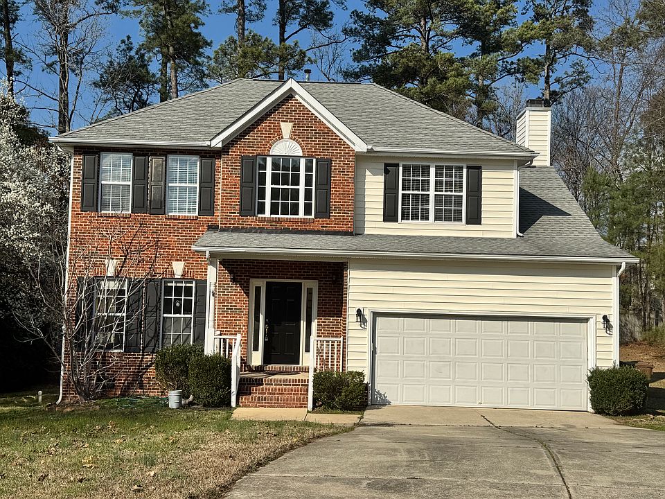 1st image of 305 Bradwyck Dr