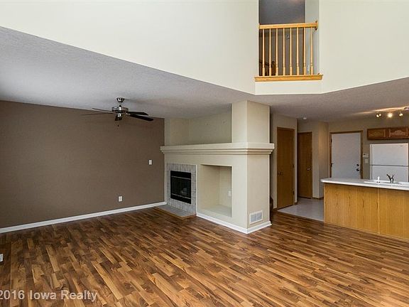 5th image of 1720 94th St Unit 32