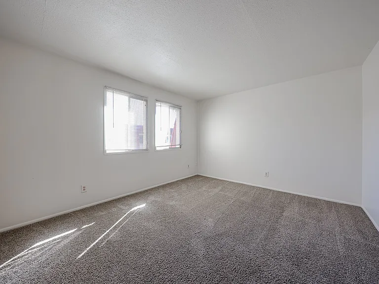4028 N Granite Reef Rd — Photo 23