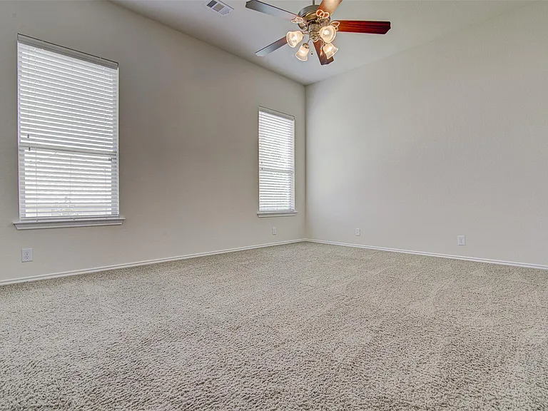 1610 Greenside Dr — Photo 20