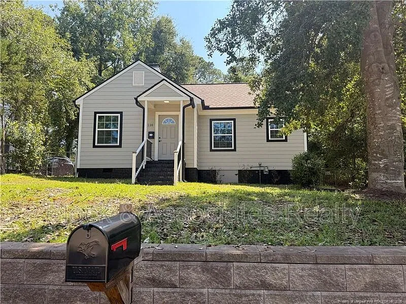 110 Kensington Cir