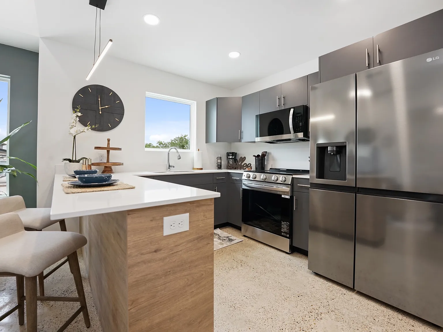 4001 Jaxson Ln - Unit C — Photo 3