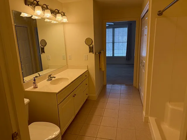 1214 Emerald Ct #1214 — Photo 7