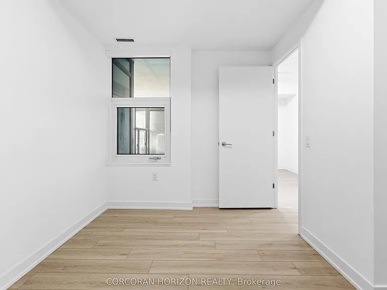 7437 Kingston Rd #201 — Photo 23