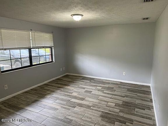 2nd image of 5332 COLONIAL Avenue