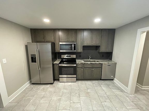 2nd image of 1644 Johnson Dr