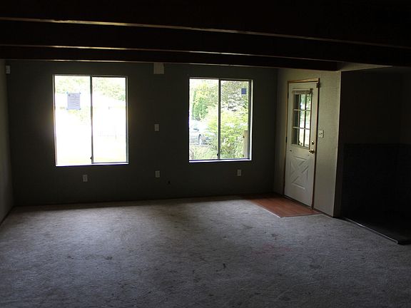 4th image of 31422 62nd Avenue Ct S