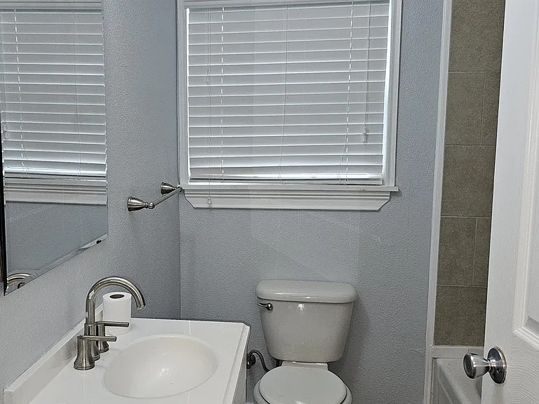 3126 Austin St — Photo 17
