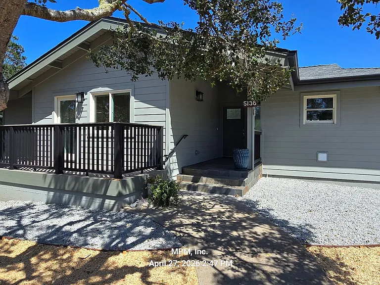 5136 Hillcrest Dr — Photo 5