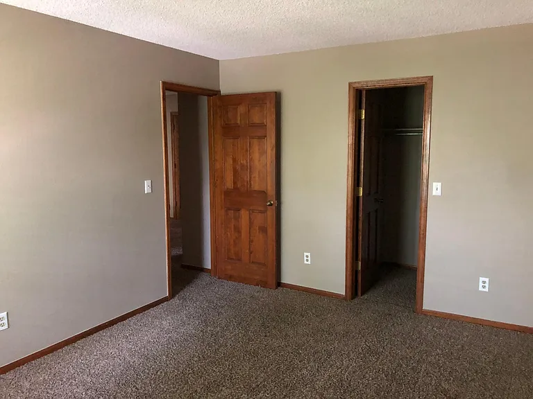 Bedroom 3 with Walk-in Closet