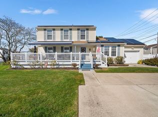 17 Manitoba Ave, Brigantine, NJ 08203