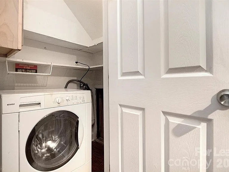 951 Hollywood St #K — Photo 18