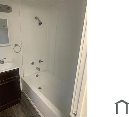 2320 McFaddin St #1 — Photo 10