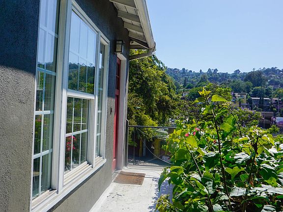 2nd image of 3244 Barham Blvd