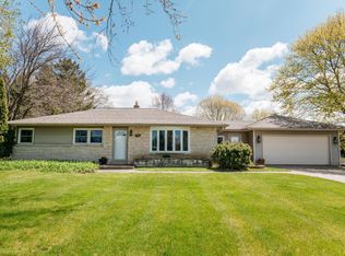 3000 Lilly Rd, Brookfield, WI 53005