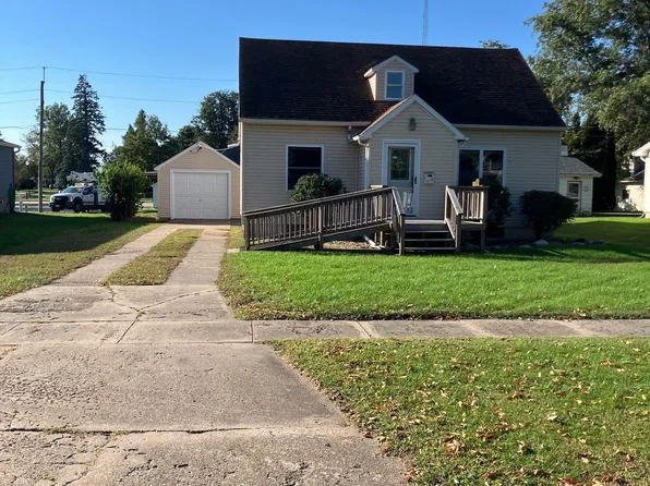 310 NE Hayes St, Greenfield, IA 50849