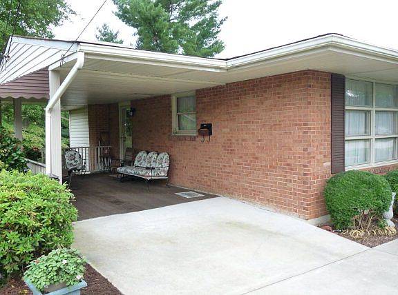 3rd image of 229 Northmont Blvd