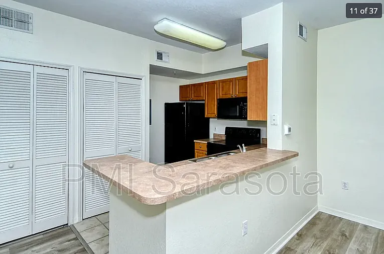 5731 Soldier Cir #201 — Photo 12