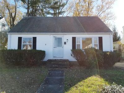 423 Beverage Hill Ave, Pawtucket, RI, 02861