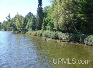 1640 N Lakeside Rd, Watersmeet, MI 49969