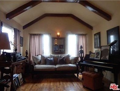2nd image of 1545 Parmer Ave