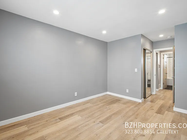 252 S New Hampshire Ave — Photo 31