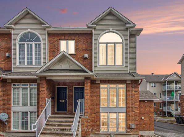 1512 Walkley Rd #36, Ottawa, ON K1V 2G5