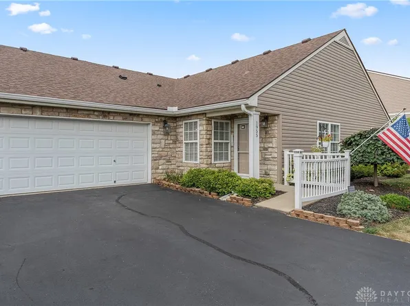 1955 Falling Leaf Ln, Miamisburg, OH 45342
