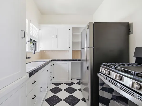 The Harrison, 3234 E Broadway APT 3, Long Beach, CA 90803