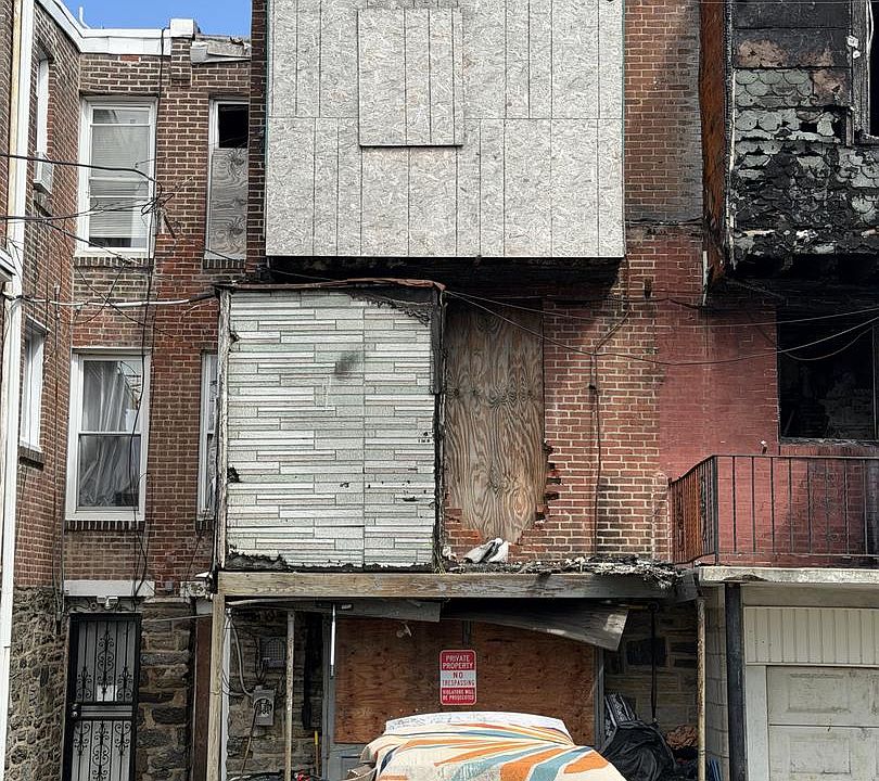2nd image of 5818 Chew Ave