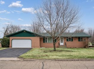 11447 55th St NE, Albertville, MN 55301