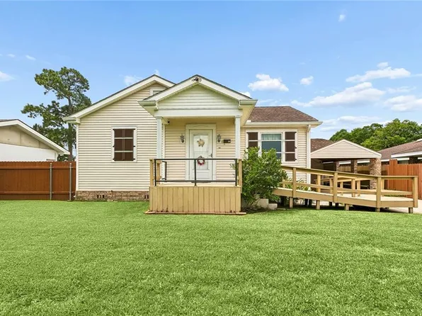 105 Yorke St, Belle Chasse, LA 70037