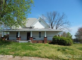 54 Woodlane St, Granite Falls, NC 28630