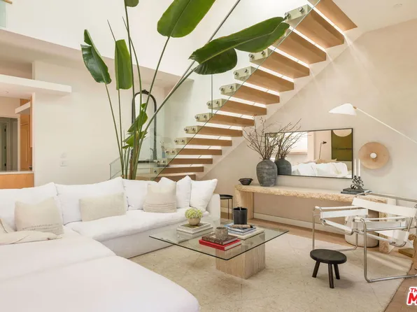 2413 Wilson Ave, Venice, CA 90291