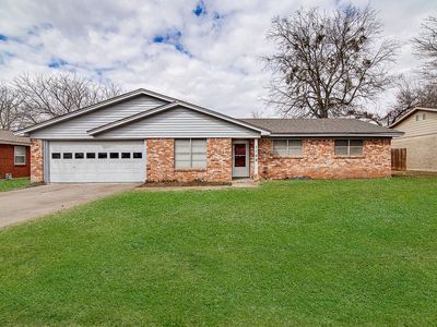 1108 Davis St, Cleburne, TX, 76033